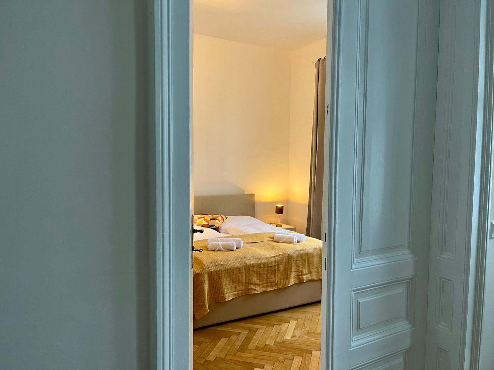 Grosszuegiger Wiener Altbau Gleich Neben Schoenbrunn Exteriér fotografie